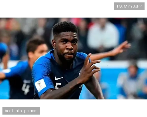 埃琳·安德森下飞机拎的那个牌子，感觉我工资瞬间蒸发